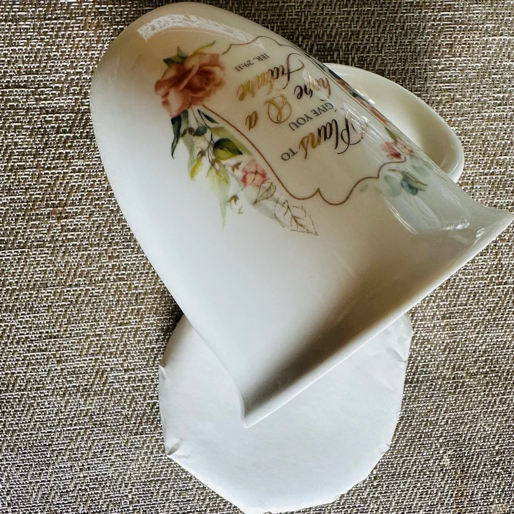 Floral Pink Ceramic Mug with Lid - Inspirational Scripture Design - Picture 7 of 8